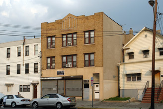 1704 John f Kennedy Blvd in Jersey City, NJ - Building Photo - Building Photo