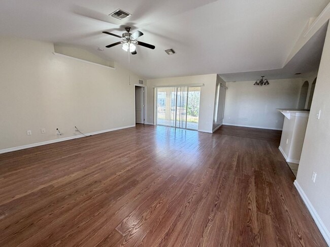 3925 22nd St W in Lehigh Acres, FL - Building Photo - Building Photo