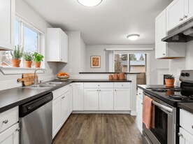 Cambridge on Seventh in Puyallup, WA - Building Photo