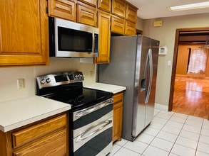 2036 S 5th St in McAllen, TX - Building Photo - Building Photo