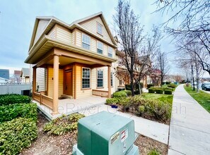 10981 Topview Rd in South Jordan, UT - Building Photo - Building Photo