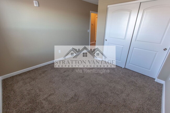 240 W Juniper Ave in Gilbert, AZ - Building Photo - Building Photo