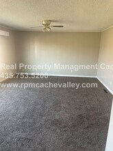 746 N 100 W-Unit -746 N 100 W upstairs in Logan, UT - Building Photo - Building Photo