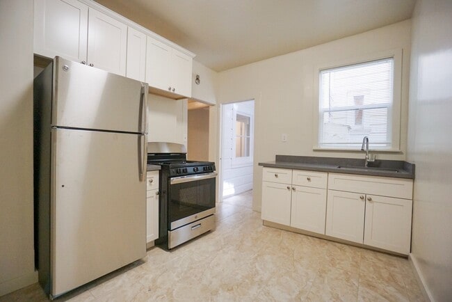 property at 1223-1229 7th Ave