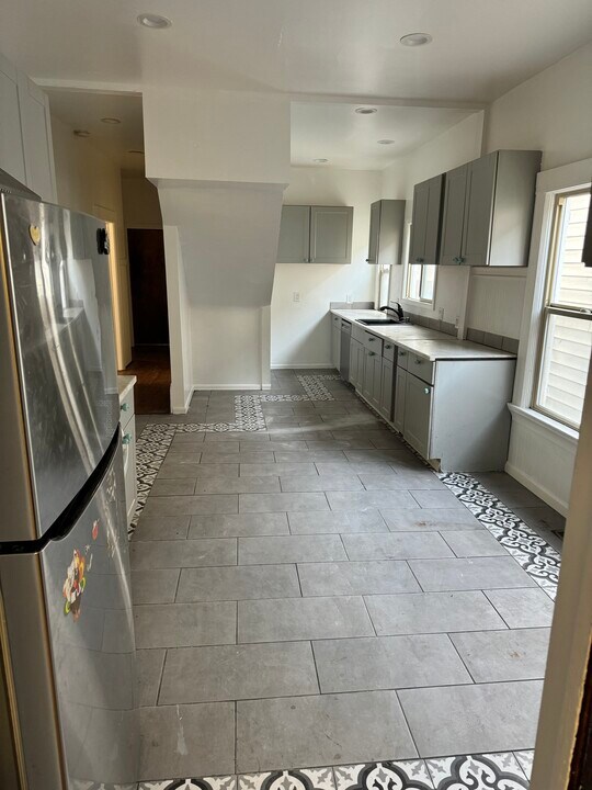 821 Mead Ave, Unit 821 Mead in Oakland, CA - Building Photo