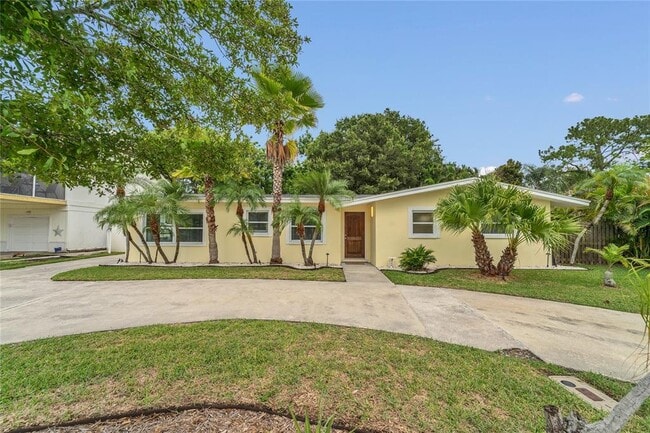 property at 312 Lagoon Dr