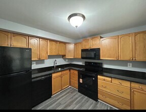 5400 King Arthur Cir in Rosedale, MD - Building Photo - Building Photo