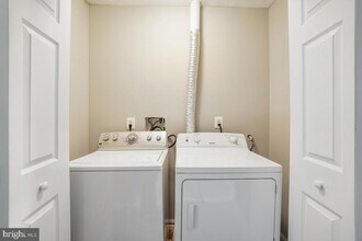 6081 64th Ave in East Riverdale, MD - Building Photo - Building Photo