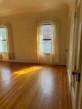 2727 Hillegass Ave in Berkeley, CA - Building Photo - Building Photo