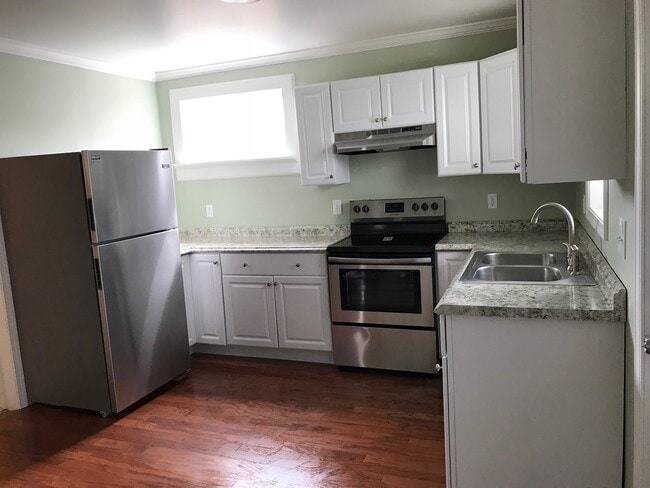 160 Sly Ave, Unit 102