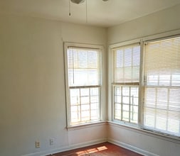 1 Sterling St in San Antonio, TX - Building Photo - Building Photo