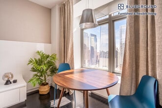 123 Washington St in New York, NY - Building Photo - Building Photo