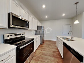 180 Larragan Dr in Mooresville, NC - Building Photo - Building Photo