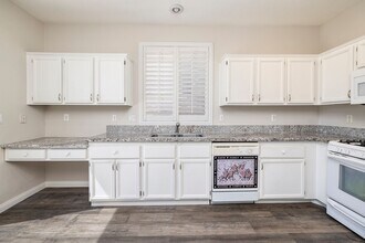 7955 Teal Harbor Ave in Las Vegas, NV - Building Photo - Building Photo