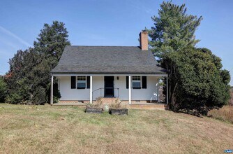 2929 Green Meadows Ln in Charlottesville, VA - Building Photo - Building Photo