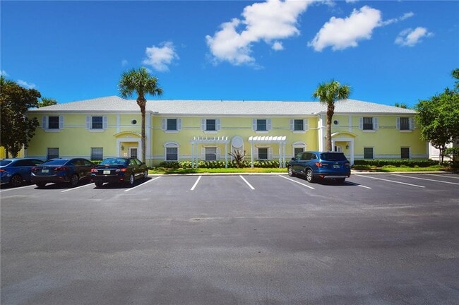 property at 204 Pompano Dr SE