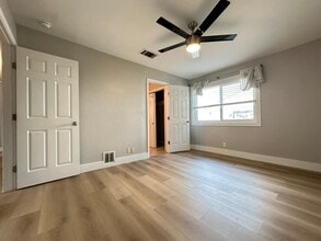 6713 West Gate Blvd in Austin, TX - Building Photo - Building Photo