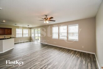 1592 Oldenburg Dr in Jacksonville, FL - Building Photo - Building Photo