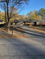 8684 Bowden St in Douglasville, GA - Building Photo