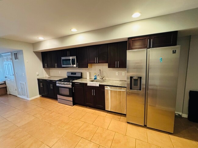 property at 447 Mercer St