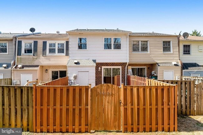 property at 14625 Earlham Ct