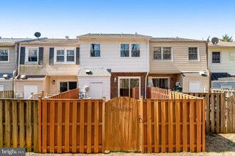 14625 Earlham Ct in Woodbridge, VA - Building Photo - Building Photo