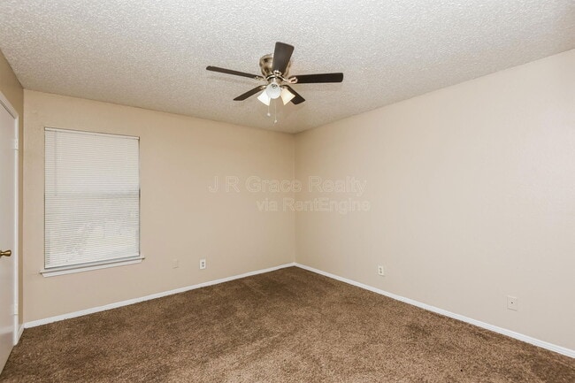 property at 5915 Shadydell Dr