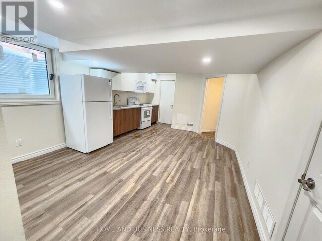 971 Fogerty St in London, ON - Building Photo - Building Photo