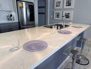 5469 Banfield Dr in Sacramento, CA - Building Photo - Building Photo