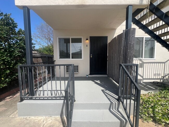 property at 4869-71 Pine St