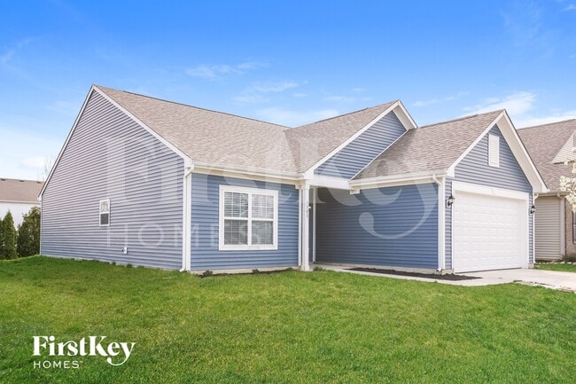 1301 Greenbriar Wy in Franklin, IN - Building Photo - Building Photo