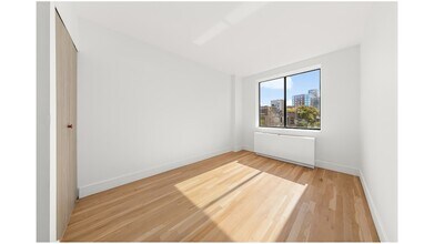 259 Elizabeth St, Unit 5A in New York, NY - Foto de edificio - Building Photo