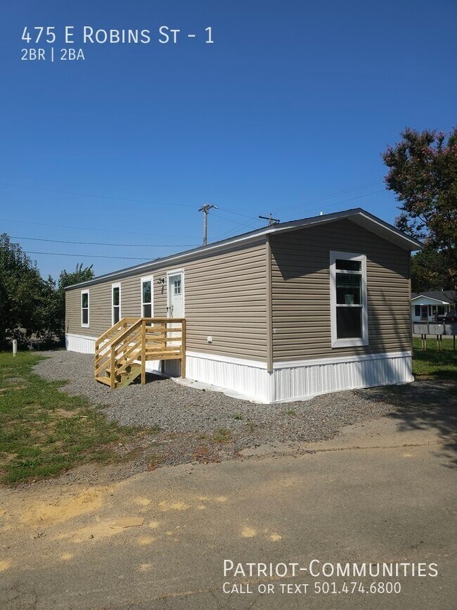 property at 475 E Robins St