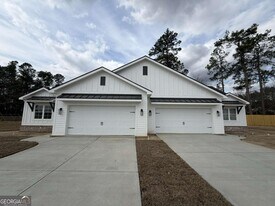 350 Rucker Ln in Statesboro, GA - Building Photo