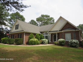 10 Winding Trail in Carthage, NC - Building Photo
