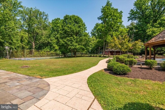 10120 Chapel Rd in Potomac, MD - Building Photo - Building Photo