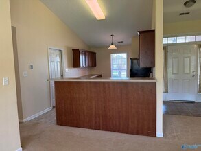 128 Clover Ridge Dr in Madison, AL - Building Photo - Building Photo