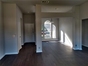 406 Ballentine Ct in Hutto, TX - Building Photo - Building Photo