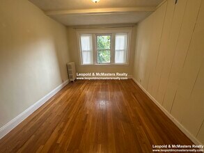 76 Dunboy St, Unit 3 in Boston, MA - Building Photo - Building Photo