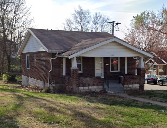 property at 3500 Colonial Ave