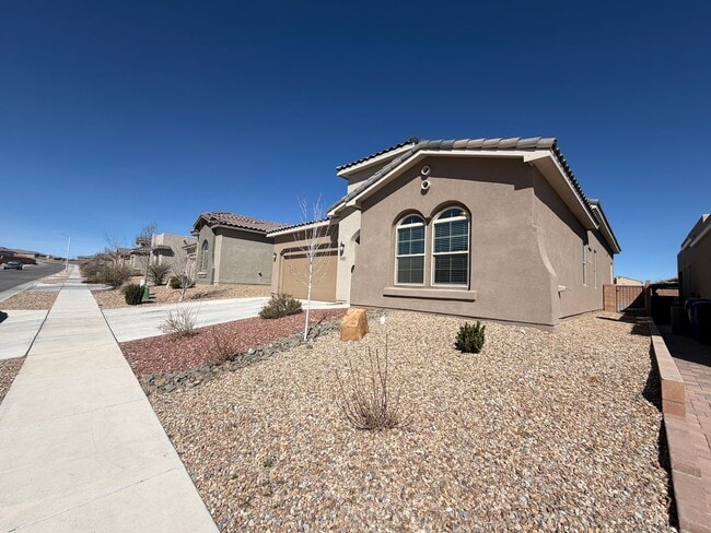 7451 Window Peak Rd NW in Albuquerque, NM - Building Photo - Building Photo