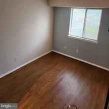 604B Cypress Point Cir in Mount Laurel, NJ - Building Photo - Building Photo