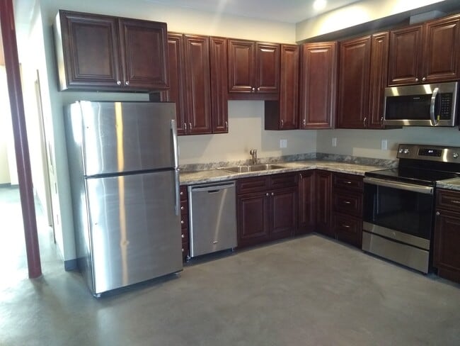 372 Old County Rd, Unit #2 in Hampden, ME - Building Photo - Building Photo