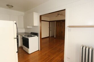 819 W Waveland Ave in Chicago, IL - Building Photo - Building Photo