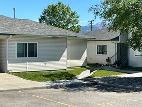 Castlebar Apartments in Bozeman, MT - Building Photo - Building Photo