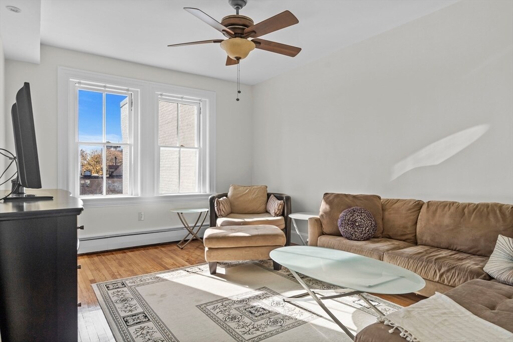 7 Arlington St, Unit #1 in Cambridge, MA - Building Photo