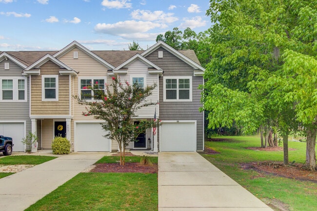 4615 Palm View Cir