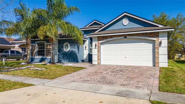 1011 Costa Mesa Ln in Kissimmee, FL - Building Photo - Building Photo