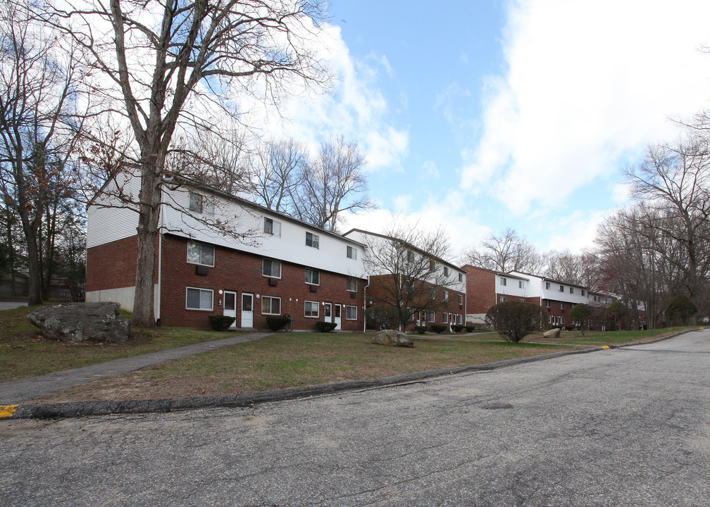 Kingswood Apartments in Willimantic, CT - Building Photo