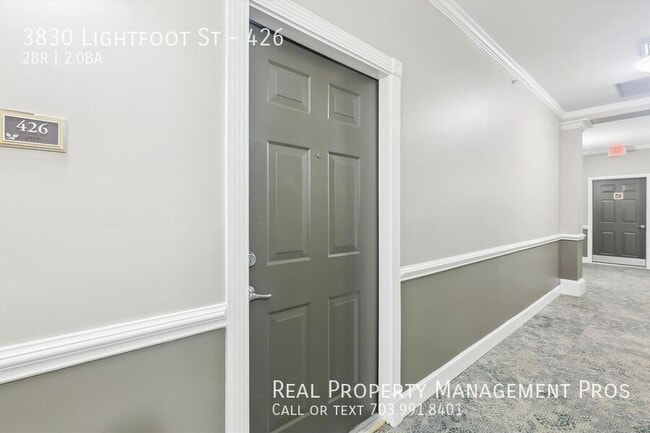 3830 Lightfoot St in Chantilly, VA - Building Photo - Building Photo